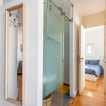 In Historical Alfama Apartment Lisbon